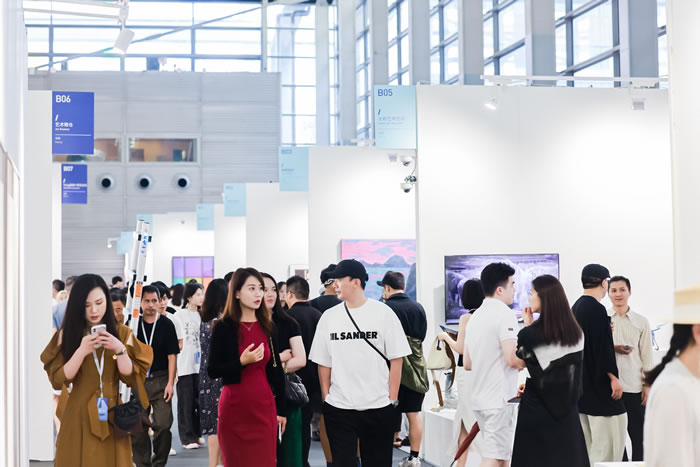 十年了,深圳的艺术生态发展到了什么地步?
